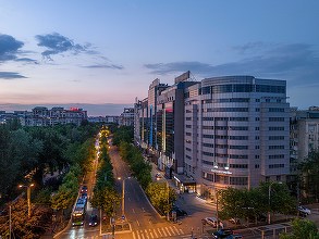 FOTO SURPRIZĂ Bucharest Unirii Square se grăbește și devine el primul Handwritten Collection din România. Restaurant cu numele unei celebre cântărețe libaneze CONFIRMARE