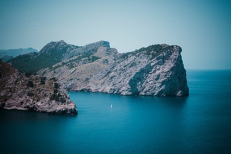 Insulele Baleare declară război „turismului pentru selfie”