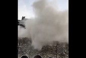 VIDEO Panică printre turiști, un turn vechi de peste 600 de ani s-a prăbușit într-un oraș istoric din China