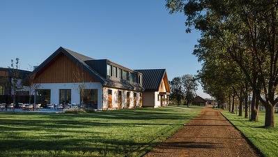FOTO Felinvest inaugurează lângă Cluj-Napoca proiectul Wild Hills, investiție de 8 milioane de euro