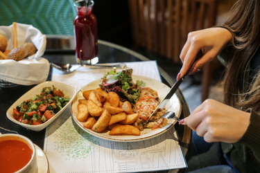 Hoteluri și restaurante din stațiuni turistice, amendate cu sute de mii de lei