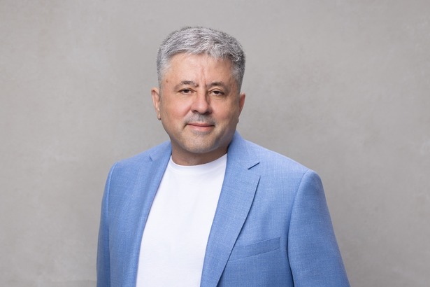 EXCLUSIV Eturia nu exclude varianta atragerii unui partener strategic; Stoica, CEO și fondator: pentru mine nu e doar un activ financiar; trei mari direcții de dezvoltare