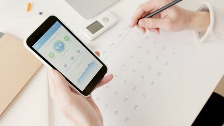 Cum folosești inteligența artificială ca să verifici vremea din timpul unei călătorii