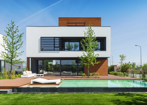 Omul de afaceri care a adus Burberry în România construiește locuințe "verzi" de lux în Otopeni. A vândut deja 12 unități