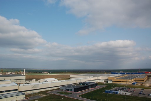 Saint-Gobain investește 4 milioane de euro în fabrica de sticlă de la Călărași