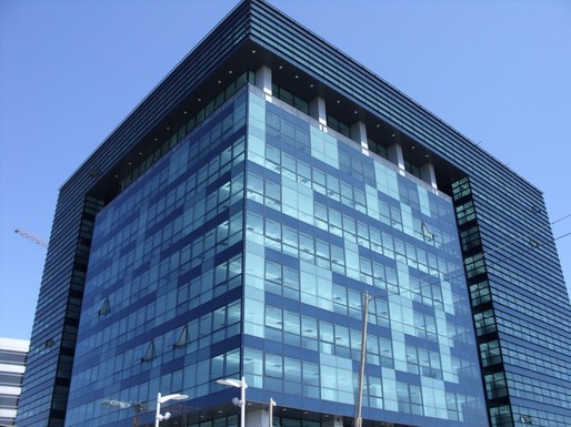 Alpha Bank a preluat clădirea de birouri Cubic Center, cel mai puțin performant activ imobiliar din portofoliul familiei Patriciu