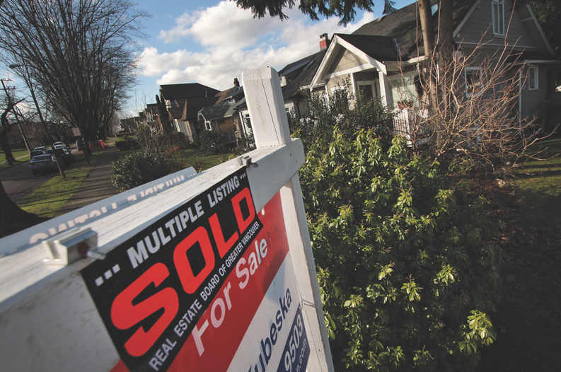 Prăbușire abruptă pe cea mai vânată piață imobiliară din Canada. Scădere cu 20% a prețurilor într-o lună și înjumătățire a tranzacțiilor