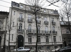 Fondatorul Romstal, Enrico Perini, vinde Primăriei Capitalei un imobil monument istoric cu 37 de camere din centrul orașului. Negocierile - de la 1,2 milioane euro, mult peste prețul achitat de italian