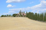 FOTO Țiriac a preluat proprietatea istorică din Toscana, care i-ar fi aparținut fostului premier italian Giulio Andreotti, acuzat de legături cu mafia 