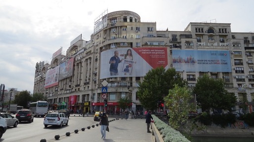 Tranzacție: Ancoră pentru prețul de 700-1.000 de euro pe metrul pătrat pe bulevardul Unirii. Piraeus Bank vinde la licitație un imobil executat în această zonă de preț și încasează 3 milioane euro