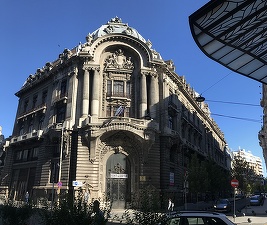 CONFIRMARE FOTO Fostul Palat al Bursei atrage restaurante, un hotel, biciclete