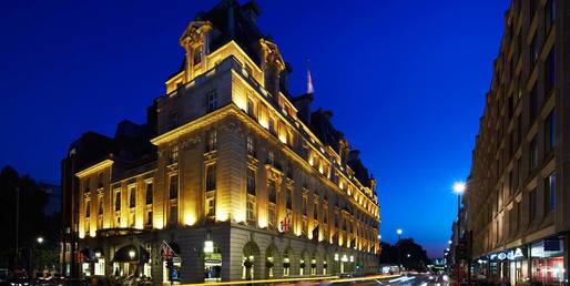 Hotelul Ritz din Londra ar putea fi vândut cu un miliard de dolari