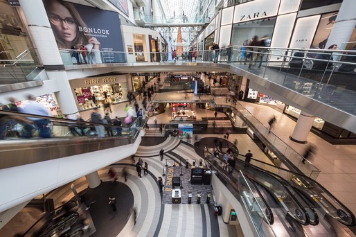 ANALIZĂ O lună cu mallurile închise: Magazinele de fashion au înregistrat cele mai mari pierderi. Vânzările au scăzut brusc