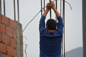 Numărul autorizațiilor de construire pentru clădirire rezidențiale a scăzut 