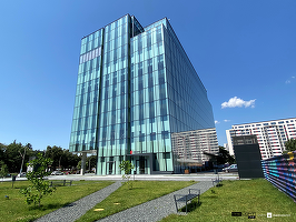 ManpowerGroup, relocare în The Light One