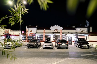 Mama lui Cristi Borcea și Gigi Nețoiu pregătesc construcția a peste 100 de apartamente în complexul „Doi Cocoși“