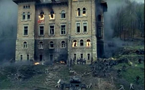 VIDEO Castelul de la Zlatna, folosit de Sergiu Nicolaescu în timpul filmărilor la „Noi cei din linia întâi”, a fost cumpărat de lanțul hotelier Hilton