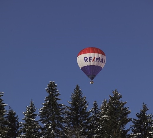Re/Max se extinde în România