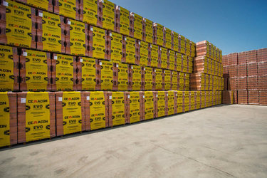 Cemacon, firmă din portofoliul fondatorilor Dedeman, obține finanțare nerambursabilă din Norvegia pentru o linie de producție de înveliș ceramic