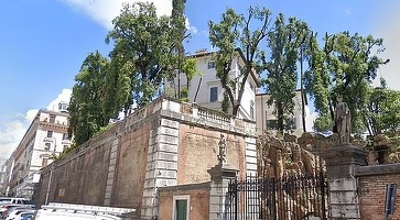 FOTO Vila italiană cu unica pictură murală a lui Caravaggio, evaluată la jumătate de miliard de euro, scoasă la vânzare