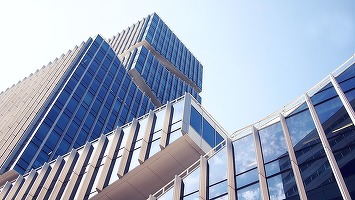 România, între țările din Europa Centrală și de Est în care volumul tranzacțiilor imobiliare a crescut în 2021
