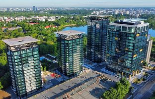 CONFIRMARE FOTO One United Properties cumpără de la Auchan hala Ford, prima fabrică de automobile din România
