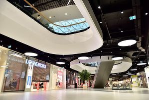 Prime Kapital atrage de la bănci 125 milioane euro pentru șase centre comerciale în România, una din cele mai mari finanțări imobiliare 