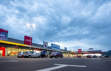 EXCLUSIV Omer Susli cumpără integral Bistrița Retail Park și vrea să își dubleze portofoliul de retail. Ionuț Dumitrescu iese din acest sector imobiliar