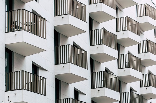 Apartamentele din București și Cluj - cele mai mari scăderi în ultima lună. Prețurile scad, dar numai în unele orașe
