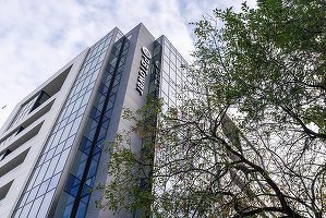 FOTO Petre Niculae lansează Politehnica Business Tower, investiție de 18 milioane de euro. “Este un proiect de suflet."
