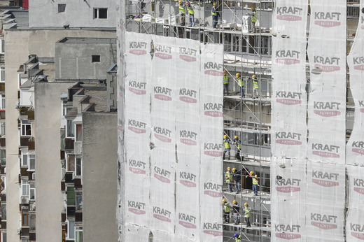 ANALIZĂ Guvernul a cheltuit pentru reabilitarea termică cea mai mare sumă din ultimii 11 ani, dar a eficientizat energetic de 3 ori mai puține apartamente 