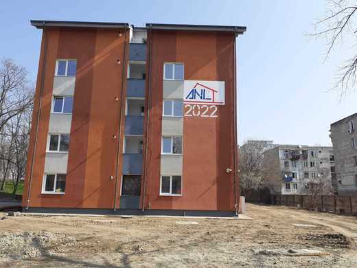 ANALIZĂ Vânzările de locuințe ANL pentru tineri, aproape de maximul ultimilor 14 ani. Statul a reînceput să vândă mult peste cât construiește
