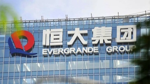 Acțiunile gigantului imobiliar chinez Evergrande, suspendate la Bursa din Hong Kong