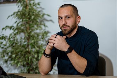 Interviu exclusiv! Vlad Baloșin, Arhitect fondator METRIK: Resuscitarea patrimoniului și dezvoltarea pe industrial, abordarea lui 2024