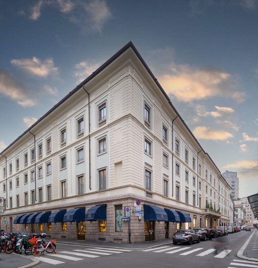 Cea mai mare tranzacție imobiliară realizată vreodată în Italia. Un imobil din Milano, cumpărat de grupul ce deține Gucci, Saint Laurent, Bottega Veneta, Balenciaga