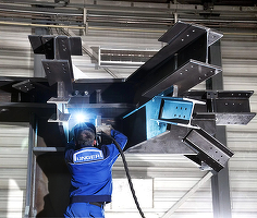 FOTO Unger Steel vinde o proprietate din România