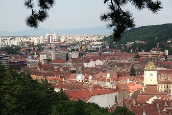 România - cea mai accesibilă țară est-europeană la cumpărat de case, dar unde facturile la utilități și cheltuielile zilnice sunt plătite cel mai greu