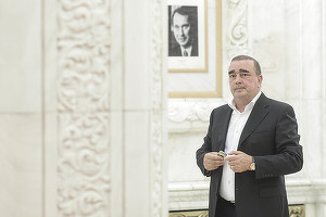 EXCLUSIV FOTO Decizie neașteptată: Gigi Nețoiu iese din afacerea „Doi Cocoși“. Mama lui Cristi Borcea se pregătește să închidă celebrul restaurant și să înceapă construcția unui bloc cu apartamente premium