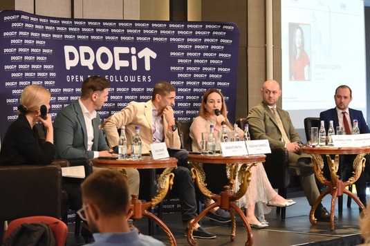 VIDEO Conferința Profit.ro Real Estate - Ediția a IV-a. Criza occidentală poate aduce clienți noi pentru birourile din România, unii chiriași devin interesați să-și cumpere propriile sedii, iar prețul locuințelor continuă să crească