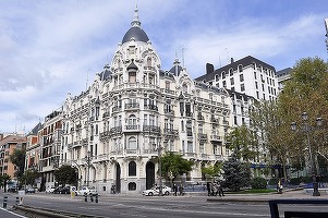 Spania dă satisfacție propriilor cetățeni și pune stop închirierii locuințelor în scop turistic
