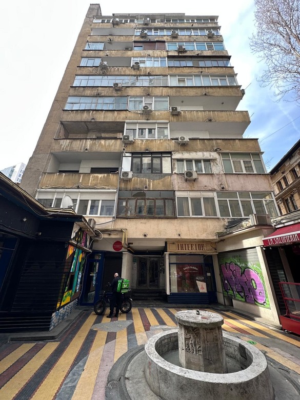 FOTO Un bloc de nouă etaje de pe Calea Victoriei va fi consolidat cu fonduri nerambursabile naționale