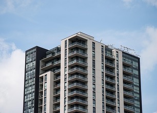 Vânzările de locuințe au scăzut în București și Ilfov