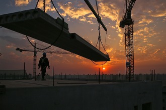Numărul autorizațiilor de construire pentru clădiri rezidențiale, în creștere ușoară