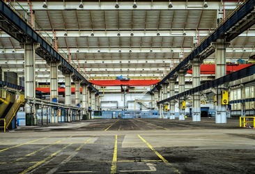 Închirierile de spații industriale și logistice au explodat. Cele mai mari contracte GRAFICE