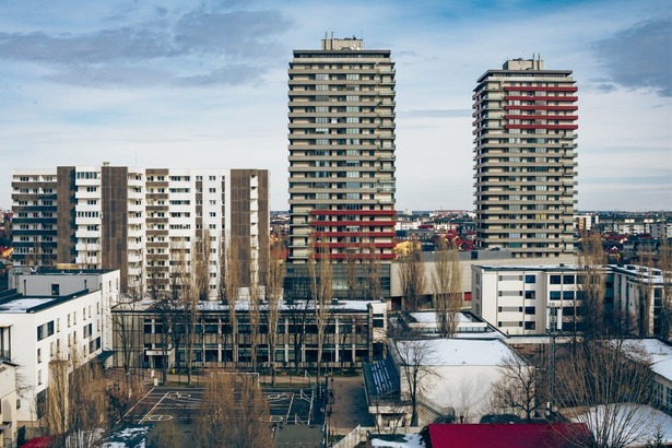Mulți chiriași vor să-i plătească proprietarului mai puțin de 300 euro la final de lună. Ce locuințe caută și care sunt prețurile reale din piață