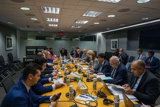 FOTO Ministrul Sǎnǎtǎții anunță din SUA, după discuții la Banca Mondială, construcția unui nou spital de arși pentru adulți în Capitală