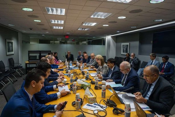 FOTO Ministrul Sǎnǎtǎții, anunță din SUA și după discuții la Banca Mondială, construcția unui nou spital de arși pentru adulți în Capitală