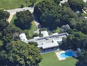 VIDEO Fondatorul Amazon și-a vândut conacul pe sumă record și s-a mutat în „buncărul miliardarilor"