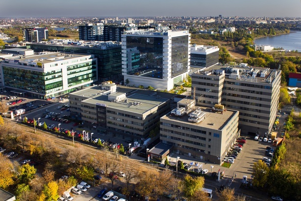 FOTO Tranzacție majoră pe piața închirierilor. Procter & Gamble își mută cei 700 de angajați din sediul central în birourile lui Liviu Tudor. Sediul actual va fi demolat CONFIRMARE
