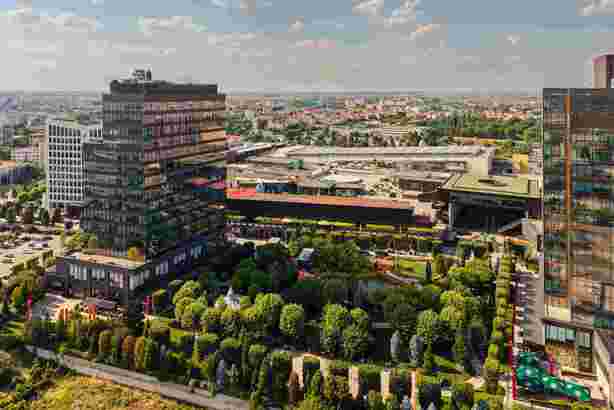 IULIUS a publicat Raportul de Sustenabilitate 2024: energie 100% verde în activele operaționale și o abordare nouă în regenerare urbană